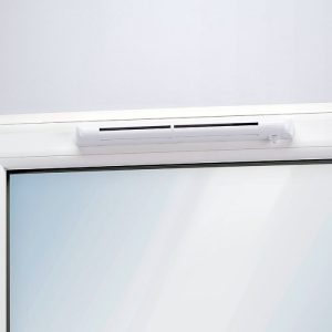 Клапан Aereco EMM2 на окно с акустическим козырьком и установкой, цвет белый